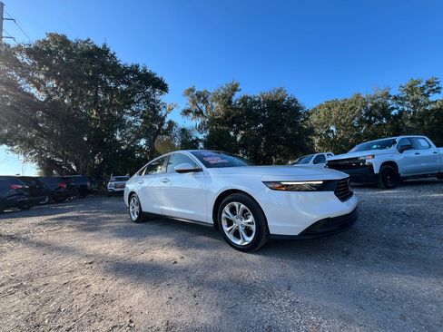 Used 2023 Honda Accord LX image 37