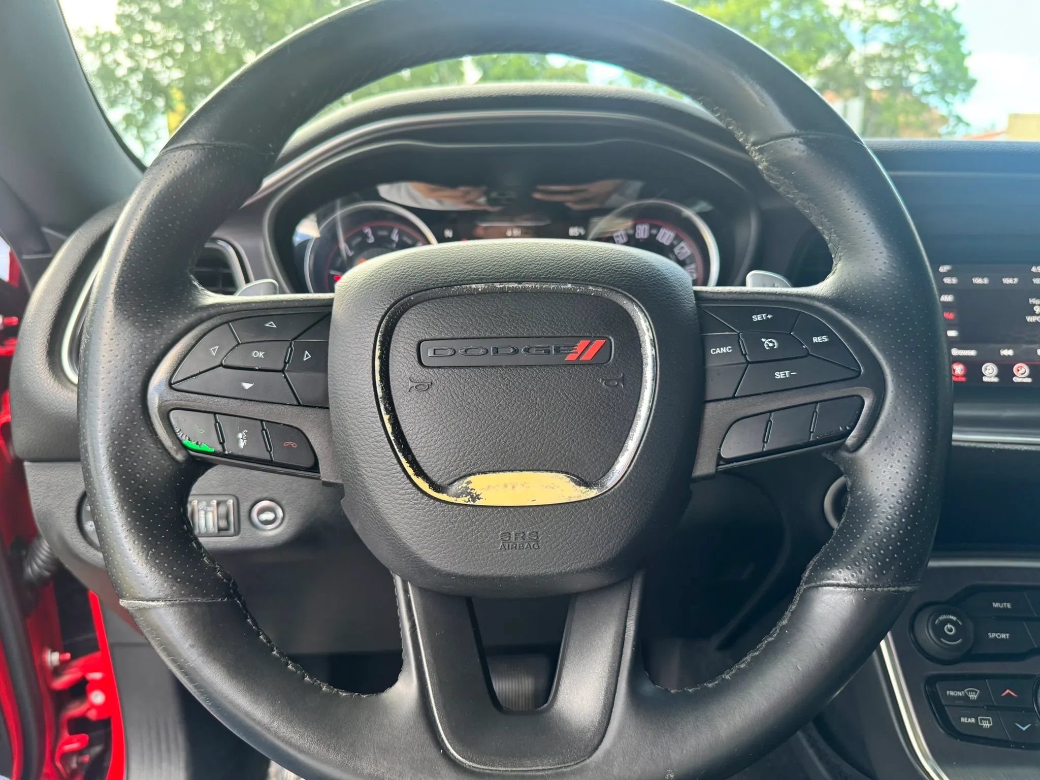Used 2018 Dodge Challenger R/T w/ Performance Handling Group RWD image 29