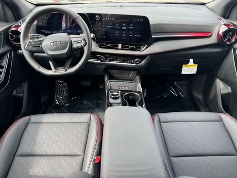 New 2026 Chevrolet Equinox RS w/ Safety and Technology Package AWD/4WD image 11