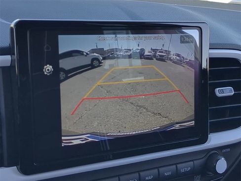 New 2025 Hyundai Venue Limited image 25