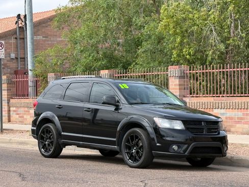 Used 2018 Dodge Journey SXT w/ Blacktop Package image 8