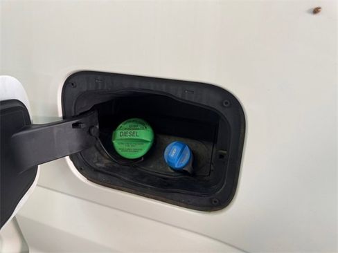 Used 2022 Ford F250 Lariat w/ Lariat Value Package image 17