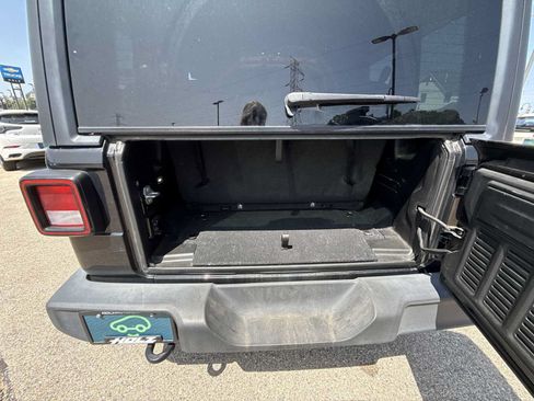 Used 2022 Jeep Wrangler Sport AWD/4WD image 25