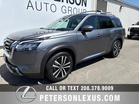 Used 2024 Nissan Pathfinder Platinum w/ Cargo Package AWD/4WD image 7