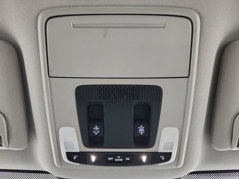 Used 2023 Honda Pilot Elite image 28