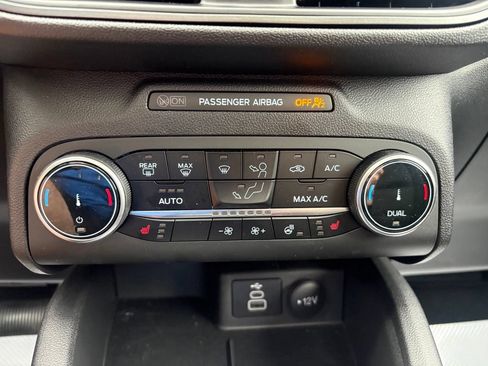 Used 2026 Ford Escape Active w/ Cold Weather Package FWD image 23
