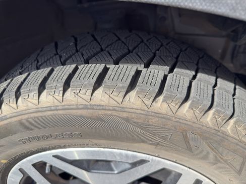 Used 2024 Subaru Forester Premium image 6