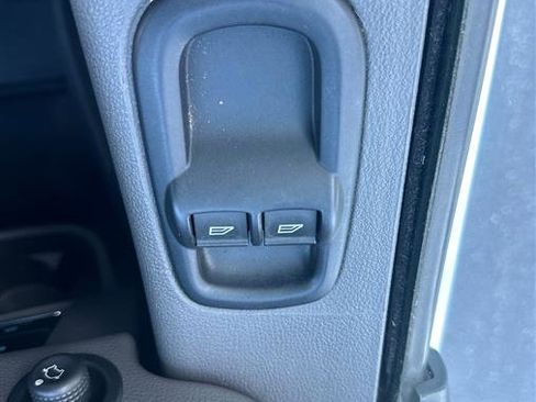 Used 2021 Ford Transit 250 Medium Roof RWD image 31