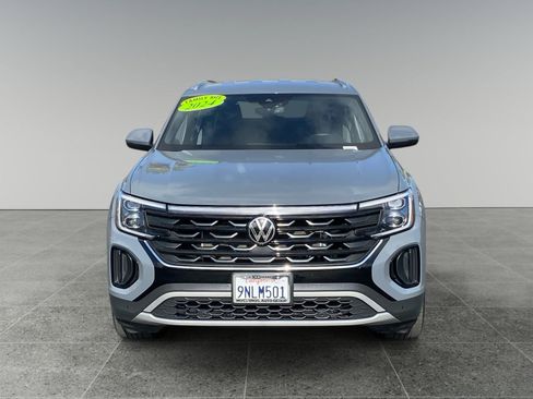 Used 2024 Volkswagen Atlas Cross Sport SE AWD/4WD image 8