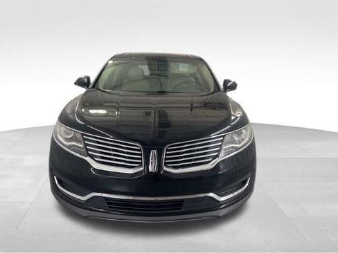 Used 2017 Lincoln MKX Reserve w/ Enhanced Security Package image 2