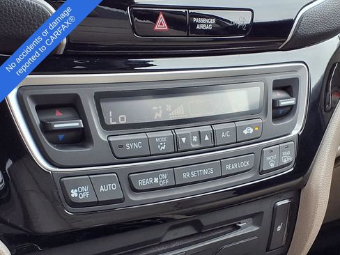Used 2019 Honda Pilot Touring image 29