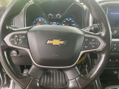 Used 2022 Chevrolet Colorado LT w/ Fleet Safety Package RWD image 16