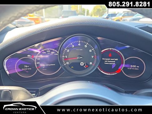 Used 2022 Porsche Cayenne AWD/4WD image 32