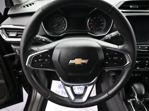 Used 2021 Chevrolet TrailBlazer LT w/ Premium Seating Package AWD/4WD image 11