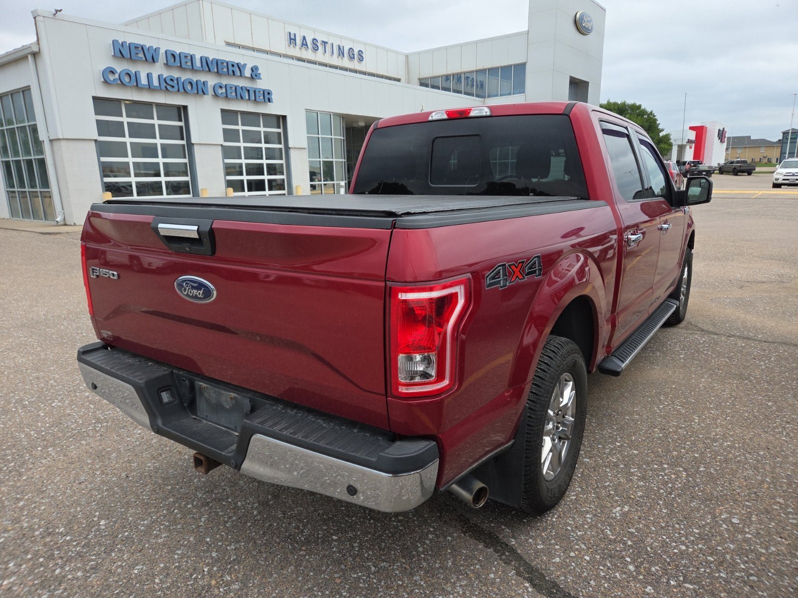 Used 2017 Ford F150 XLT w/ Equipment Group 302A Luxury AWD/4WD image 5