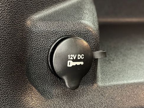 Used 2010 Dodge Journey SXT image 19