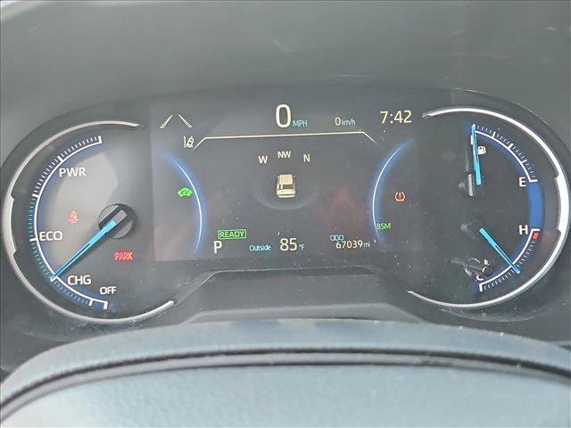 Used 2025 Toyota RAV4 XLE AWD/4WD image 14