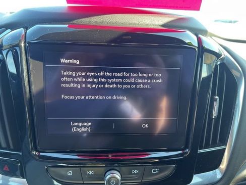 Used 2023 Chevrolet Traverse LT AWD/4WD image 26