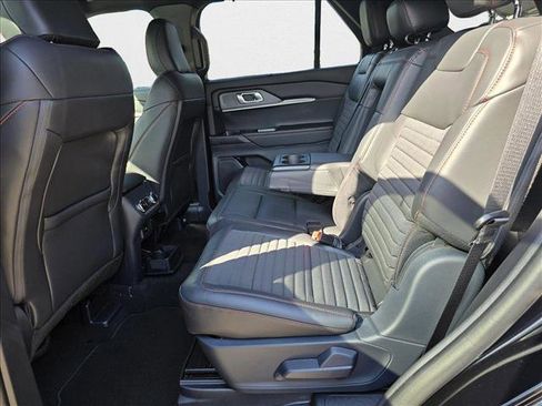 New 2025 Ford Explorer ST-Line w/ Premium Package image 17