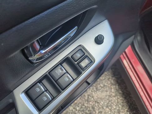 Used 2016 Subaru Crosstrek 2.0i Limited AWD/4WD image 13