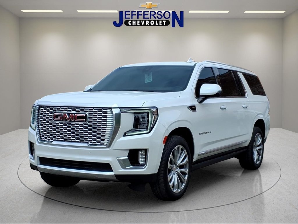 Used 2021 GMC Yukon XL Denali w/ Denali Premium Package AWD/4WD image 1