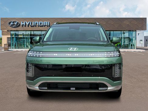 New 2026 Hyundai Ioniq 9 Calligraphy image 12