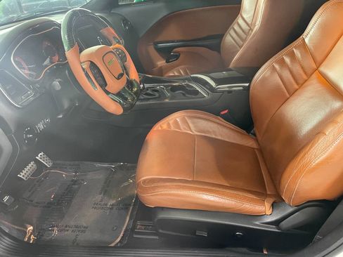 Used 2019 Dodge Challenger SRT Hellcat Redeye image 15