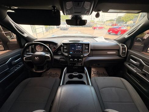 Used 2024 RAM 2500 Big Horn w/ Off Road Package AWD/4WD image 16
