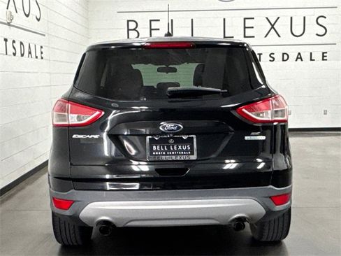 Used 2016 Ford Escape SE image 4