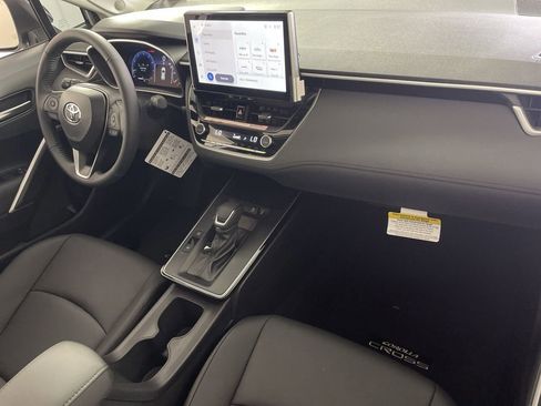 New 2026 Toyota Corolla Cross XLE image 25