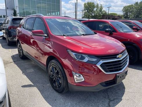 Used 2018 Chevrolet Equinox LT w/ Sun & Infotainment Package FWD image 13