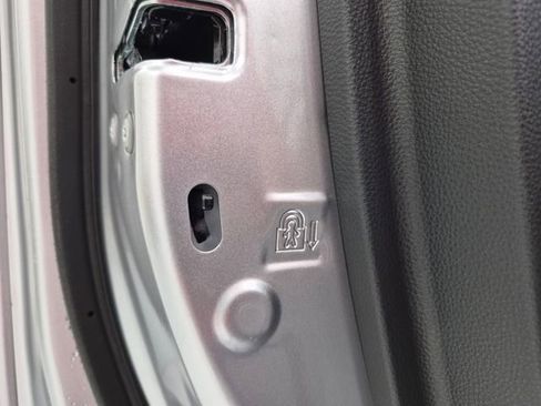 New 2026 Toyota Tundra SR image 32