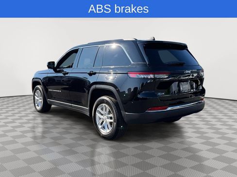 Used 2025 Jeep Grand Cherokee Laredo X w/ Luxury Tech Group I AWD/4WD image 7