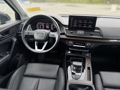 Used 2023 Audi Q5 2.0T Premium Plus w/ Premium Plus Package AWD/4WD image 11