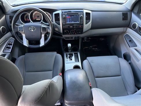 Used 2013 Toyota Tacoma PreRunner RWD image 11