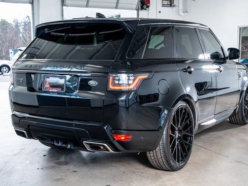 Used 2019 Land Rover Range Rover Sport HST image 6