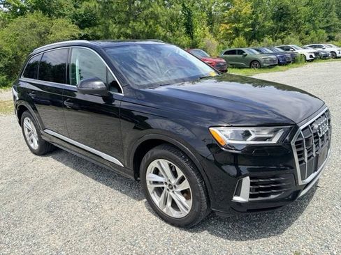 Used 2023 Audi Q7 3.0T Premium Plus AWD/4WD image 3
