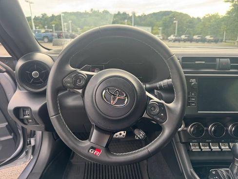 Used 2024 Toyota GR86 Premium RWD image 15