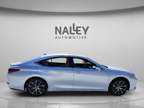 New 2025 Lexus ES 350 w/ Premium Package image 6