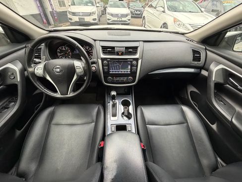 Used 2018 Nissan Altima 2.5 SR w/ SR Special Edition FWD image 45