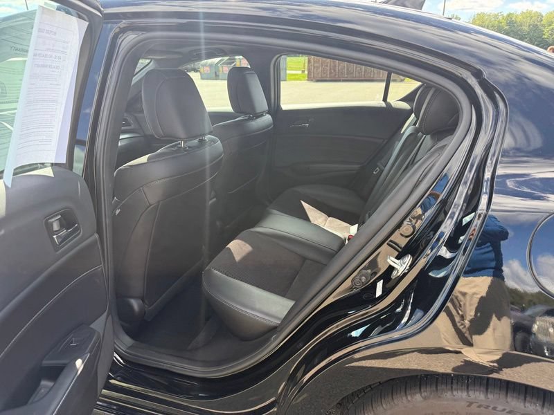 Used 2018 Acura ILX w/ Technology & A-SPEC Package FWD image 7