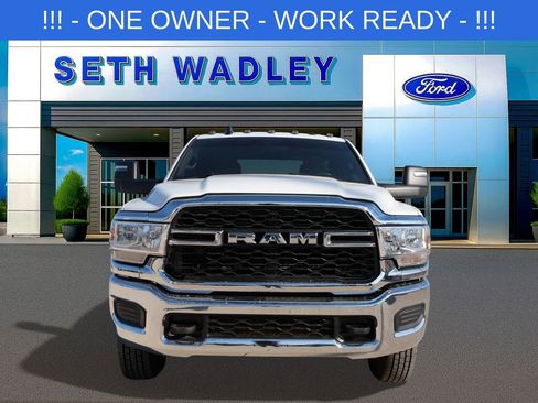 Used 2023 RAM 3500 Tradesman w/ Chrome Appearance Group image 4