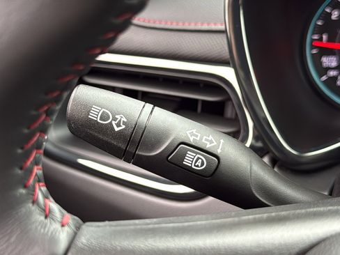 Used 2022 Chevrolet Equinox RS w/ RS Leather Package image 15