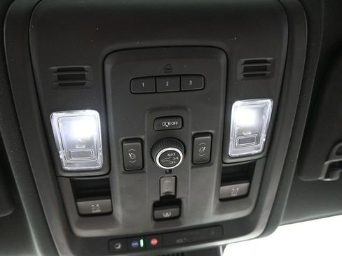 Used 2024 Chevrolet Suburban High Country w/ Max Trailering Package image 32