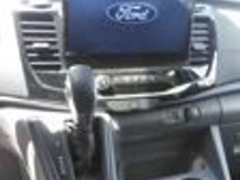 Used 2025 Ford Transit 350 XLT RWD image 7