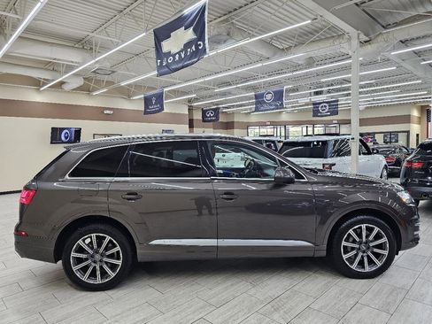 Used 2018 Audi Q7 3.0T Prestige image 6