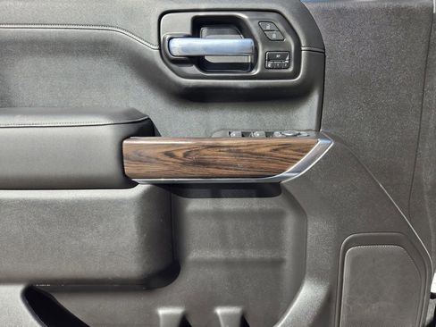 Used 2021 GMC Sierra 1500 SLT image 23