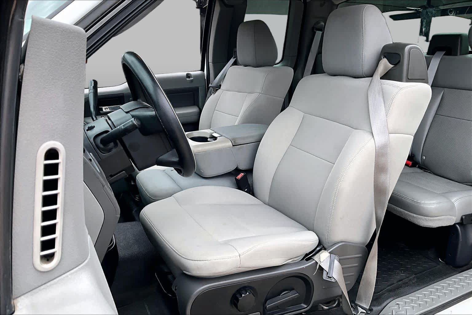 Used 2007 Ford F150 XLT AWD/4WD image 7