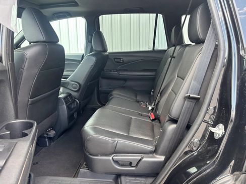 Used 2023 Honda Passport EX-L image 17