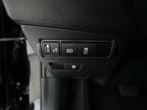 Used 2024 Toyota Corolla Cross AWD Hybrid image 26